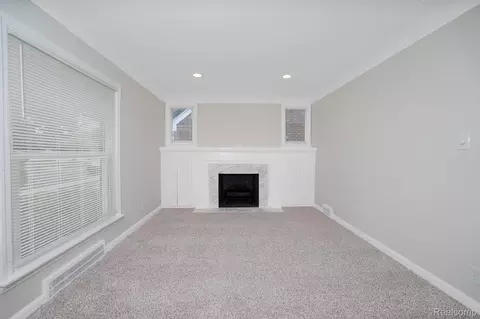Living - 19168 Berden St, Grosse Pointe, MI 48236 photo 1 of 3