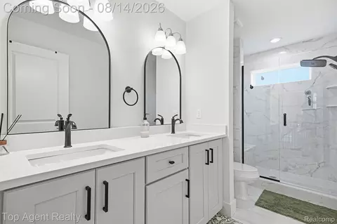 Bath - 19870 Joy Dr, Macomb, MI 48042 photo 5 of 7
