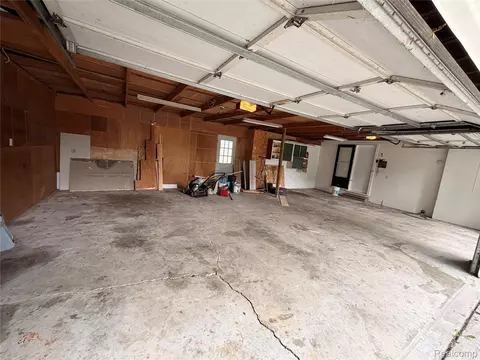 Other - 5347 Mapletree Dr, Flint, MI 48532 photo 4 of 5
