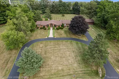 59245 Bishop Rd, Lyon, MI 48165