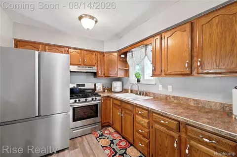 Kitchen - 10215 W Frances Rd, Flushing, MI 48433 photo 1 of 1