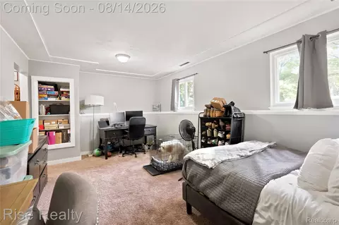 Bedroom - 10215 W Frances Rd, Flushing, MI 48433 photo 8 of 8