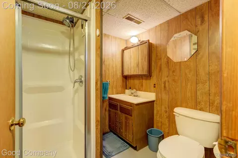 Bath - 910 School St, Clawson, MI 48017 photo 2 of 2