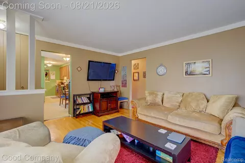 Living - 910 School St, Clawson, MI 48017 photo 1 of 1