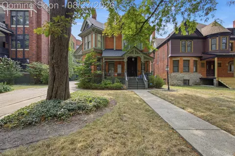 669 W Canfield St, Detroit, MI 48201