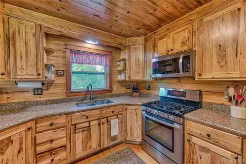 Kitchen - 376 N Abbe Rd, Fairview, MI 48621 photo 6 of 6
