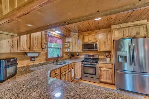 Kitchen - 376 N Abbe Rd, Fairview, MI 48621 photo 3 of 6