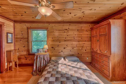 Bedroom - 376 N Abbe Rd, Fairview, MI 48621 photo 4 of 9