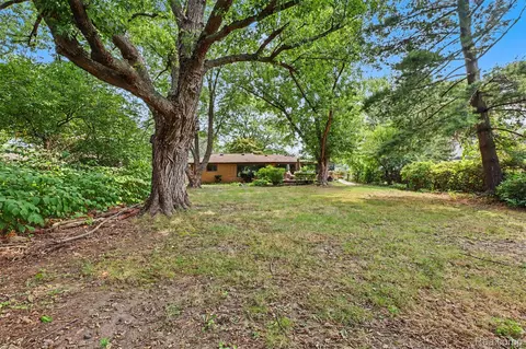 Exterior - 3216 Circle Dr, Flint, MI 48507 photo 6 of 7