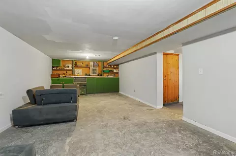 Other - 3216 Circle Dr, Flint, MI 48507 photo 7 of 10
