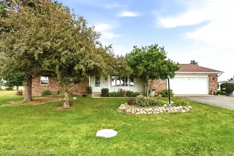 3301 S Quanicassee Rd, Denmark, MI 48757