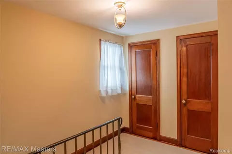 Entry Way - 29386 Walnut St, Flat Rock, MI 48134 photo 3 of 4