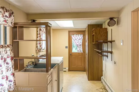 Other - 29386 Walnut St, Flat Rock, MI 48134 photo 4 of 13