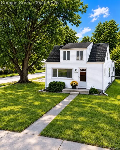 20205 Saint Francis St, Livonia, MI 48152