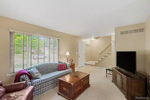Living - 1683 Dancer Dr, Rochester Hills, MI 48307 photo 1 of 2
