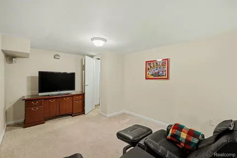 Other - 1683 Dancer Dr, Rochester Hills, MI 48307 photo 2 of 9