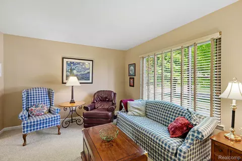 Living - 1683 Dancer Dr, Rochester Hills, MI 48307 photo 2 of 2