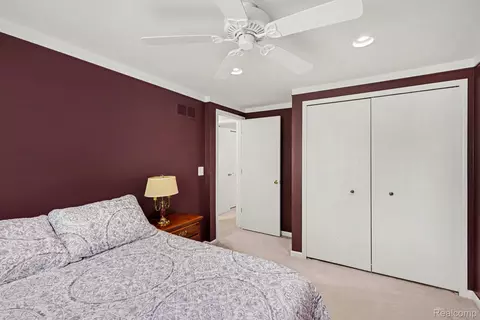 Bedroom - 1683 Dancer Dr, Rochester Hills, MI 48307 photo 4 of 8