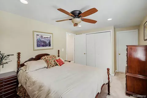Bedroom - 1683 Dancer Dr, Rochester Hills, MI 48307 photo 1 of 8