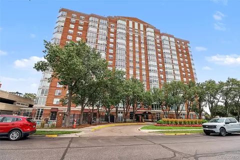 250 E Harbortown Dr #1104, Detroit, MI 48207