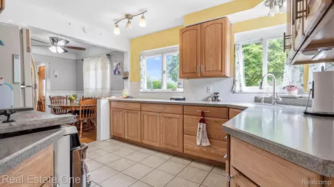 Kitchen - 24748 Munson St, Taylor, MI 48180 photo 1 of 2