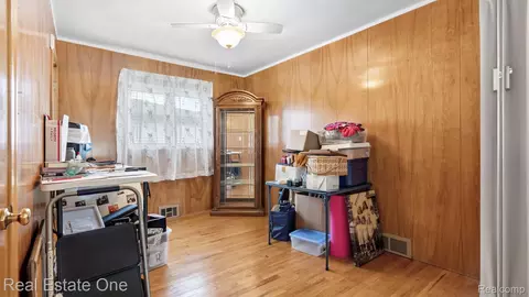 Bedroom - 24748 Munson St, Taylor, MI 48180 photo 1 of 4