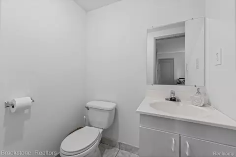 Other - 1925 Nicholas Ct, Warren, MI 48092 photo 6 of 11