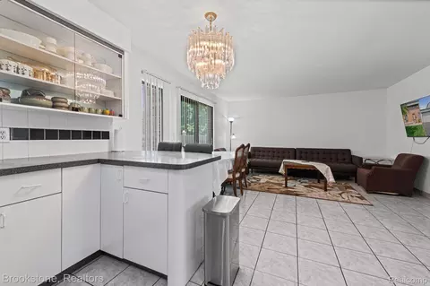 Kitchen - 1925 Nicholas Ct, Warren, MI 48092 photo 2 of 2