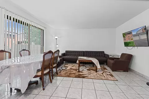 Dining - 1925 Nicholas Ct, Warren, MI 48092 photo 1 of 1