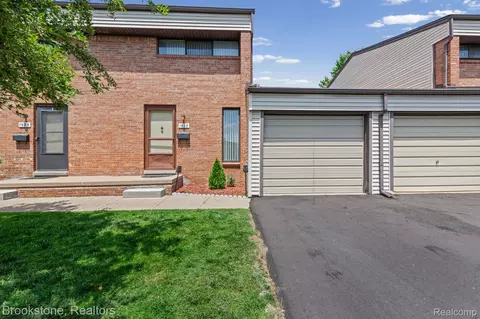 Other - 1925 Nicholas Ct, Warren, MI 48092 photo 2 of 11