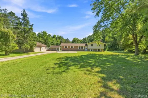 13739 Yale Rd, Yale, MI 48097