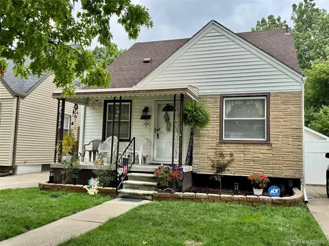 1930 Leblanc Ave, Lincoln Park, MI 48146