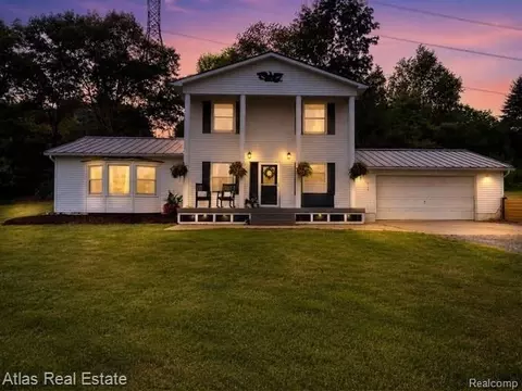 4130 Julie Kim Ln, Goodrich, MI 48438