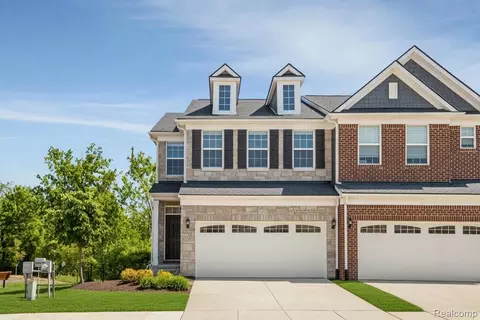 43583 Chancellor Ln, Novi, MI 48375