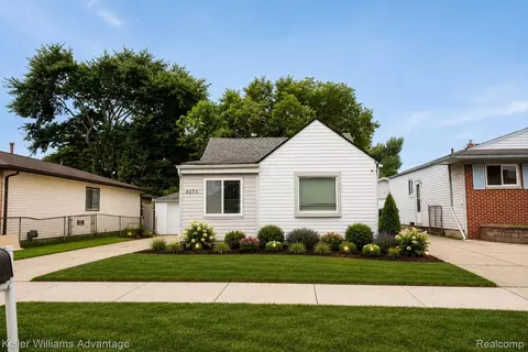 8273 Fremont St, Westland, MI 48185