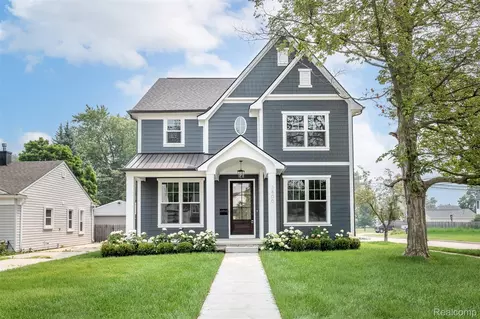 3800 Linwood Ave, Royal Oak, MI 48073