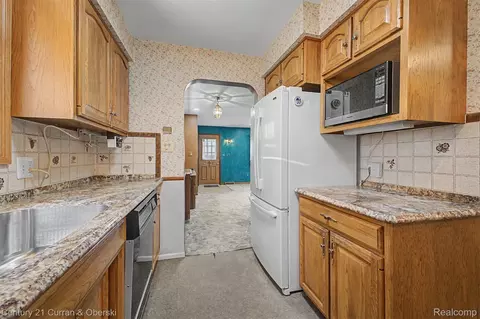 Kitchen - 19036 Outer Dr, Dearborn, MI 48128 photo 4 of 4