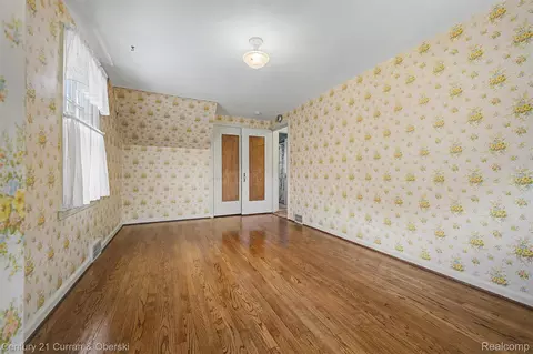 Bedroom - 19036 Outer Dr, Dearborn, MI 48128 photo 6 of 6
