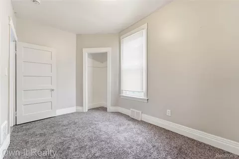 Bedroom - 14761 Stephens Dr, Eastpointe, MI 48021 photo 4 of 4