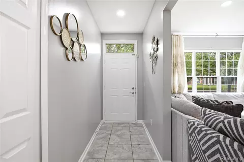13169 Canopy Dr, Sterling Heights, MI 48313