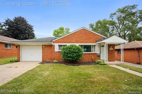 190 N Noble St N, Milford, MI 48381
