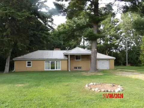 9384 Birch Run Rd, Arbela, MI 48746