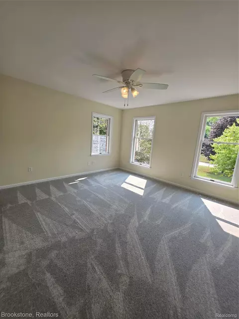 Bedroom - 1210 Springborrow Dr, Flint, MI 48532 photo 5 of 5