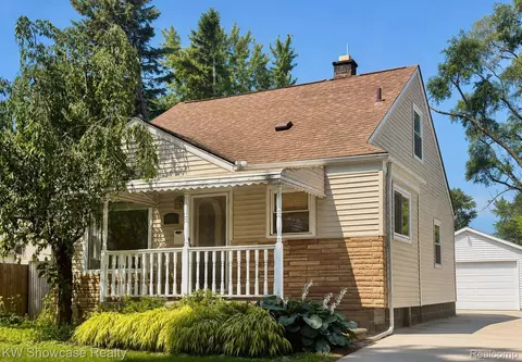 316 S Edison Ave, Royal Oak, MI 48067