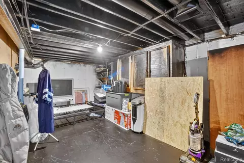 Other - 1608 Broad Ct, Flint, MI 48503 photo 13 of 18
