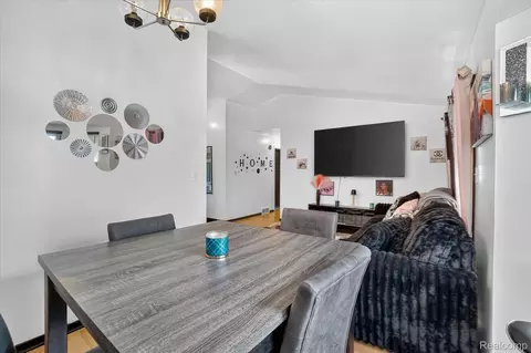 Dining - 1608 Broad Ct, Flint, MI 48503 photo 2 of 3