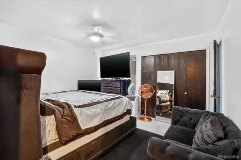 Bedroom - 1608 Broad Ct, Flint, MI 48503 photo 1 of 4