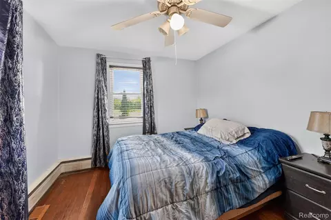 Bedroom - 7369 N Webster Rd, Mount Morris, MI 48458 photo 4 of 6