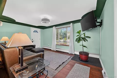 Living - 7369 N Webster Rd, Mount Morris, MI 48458 photo 1 of 3