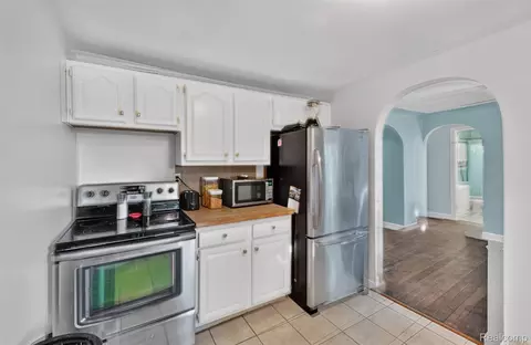 Kitchen - 7369 N Webster Rd, Mount Morris, MI 48458 photo 2 of 3